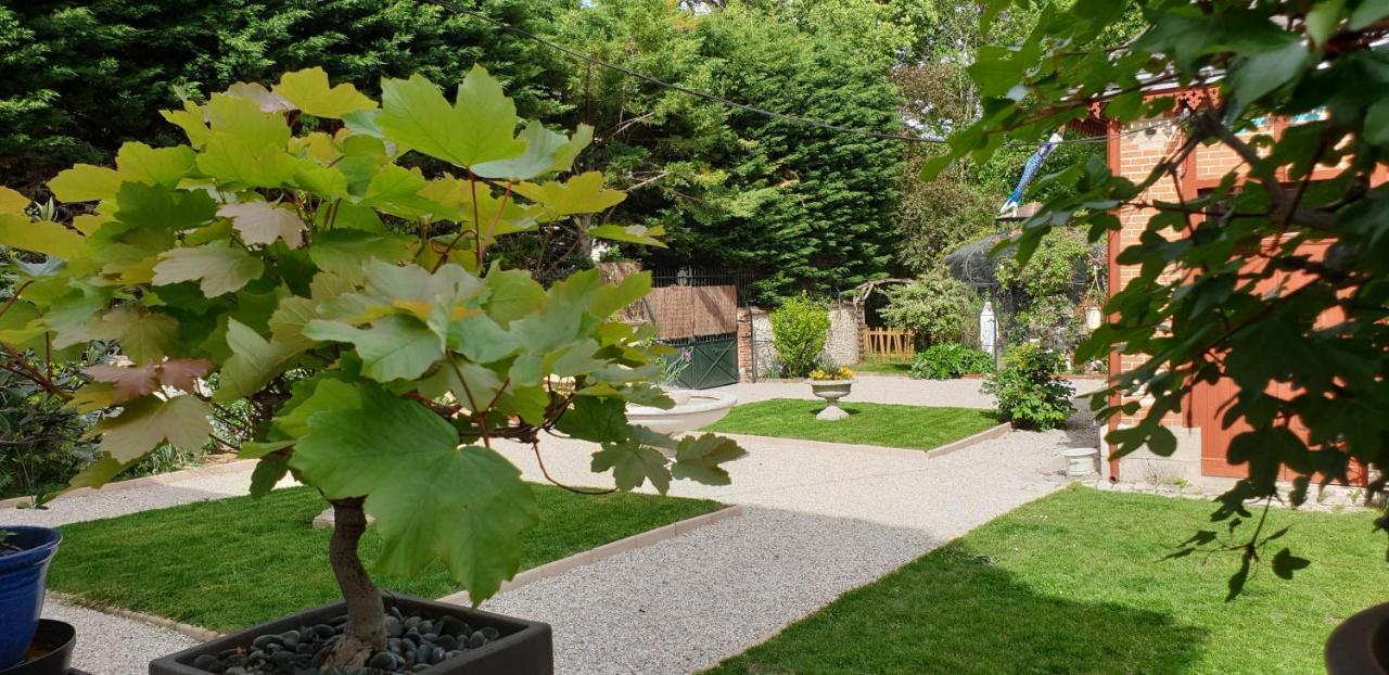 La Maison Leonard Blere Eksteriør billede